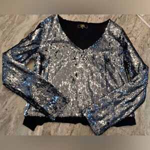 L&B Boutique Silver Sequin Top Size Medium Party Holiday Blouse